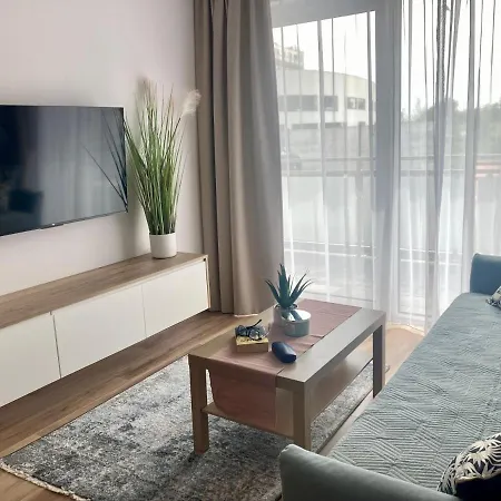 Nr 8 - Wakacyjna 5 *